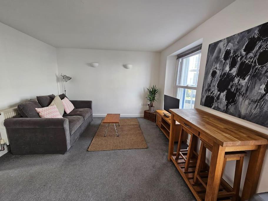 Beautiful And Bright !! Town/Harbour Apartment #1 بينزانس المظهر الخارجي الصورة